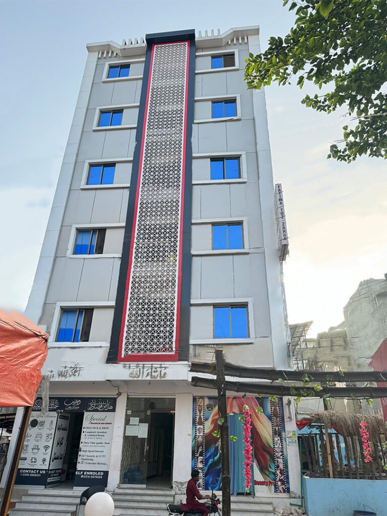 Get 30 Days Free Hostel Now!